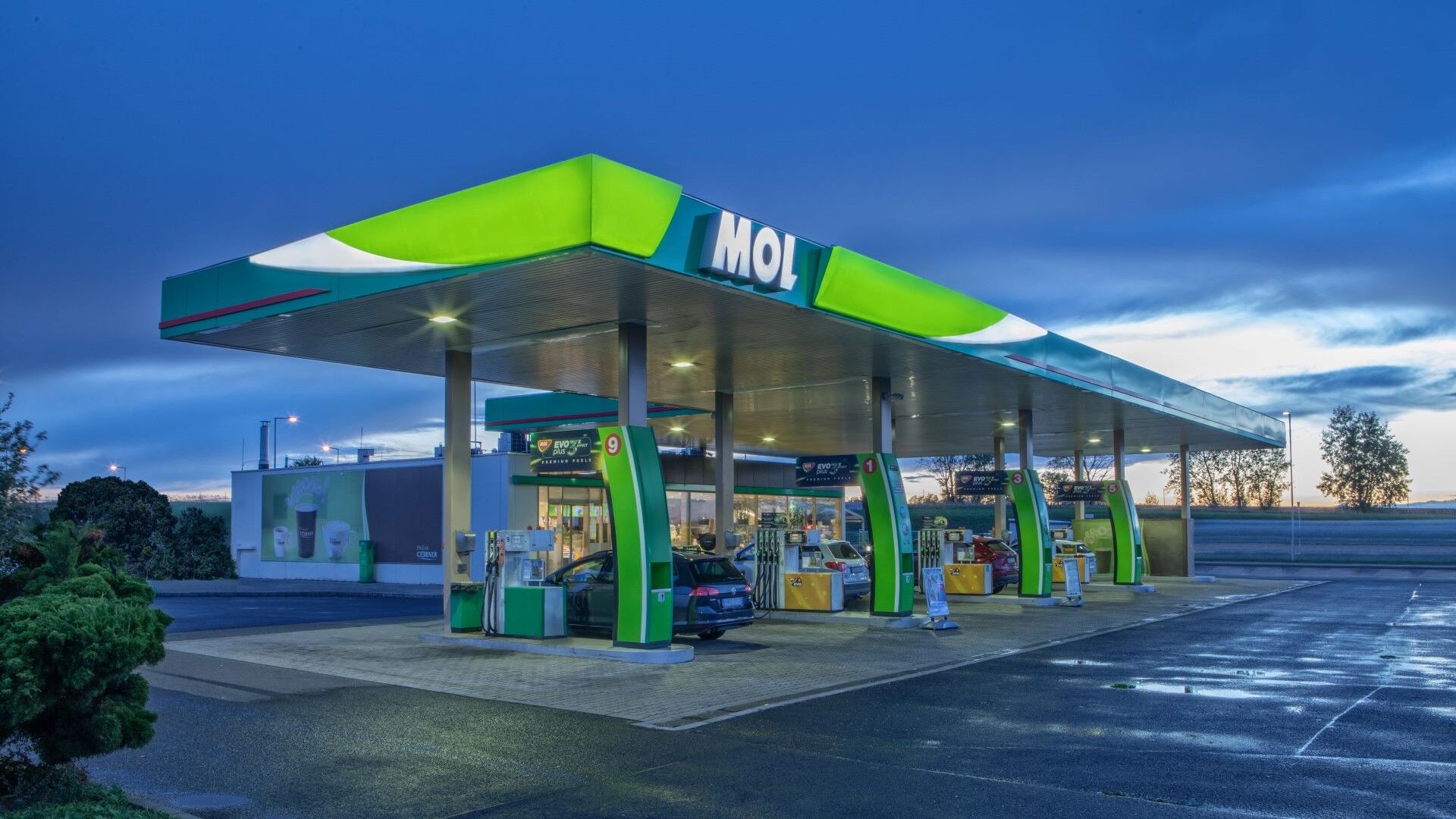 Moderní čerpací stanice s konceptem občerstvení Fresh Corner 