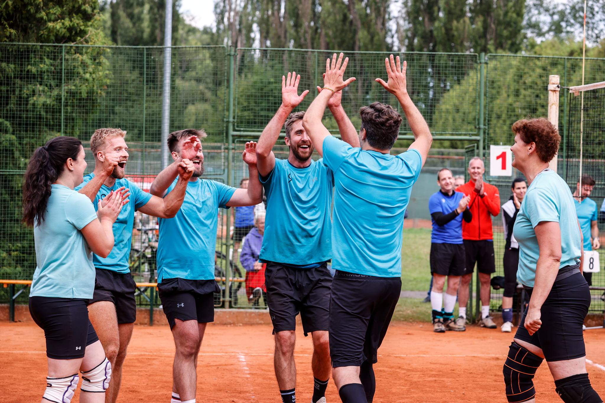 Podporujeme sportovní aktivity🏐🎾