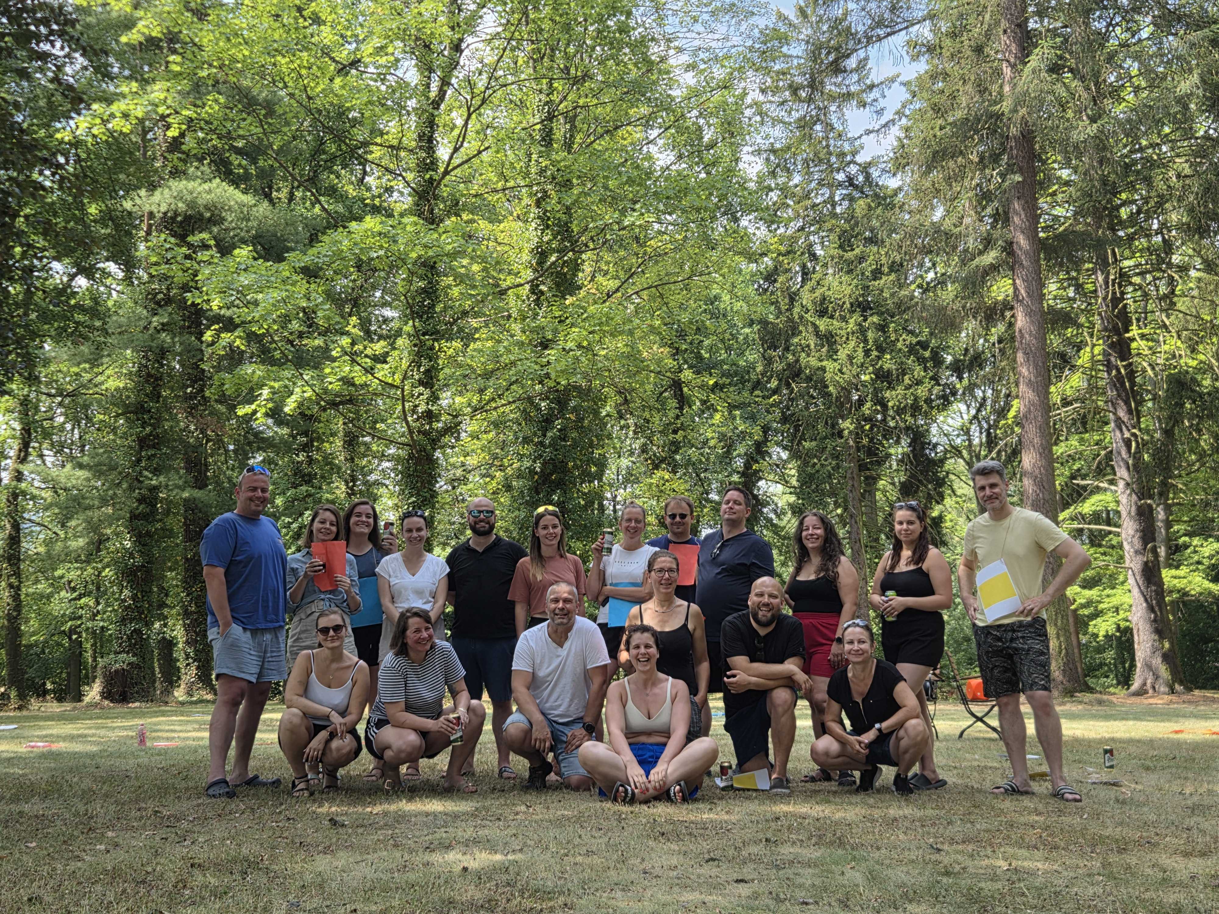 Jezdíme na teambuildingy na zámek a horskou chatu