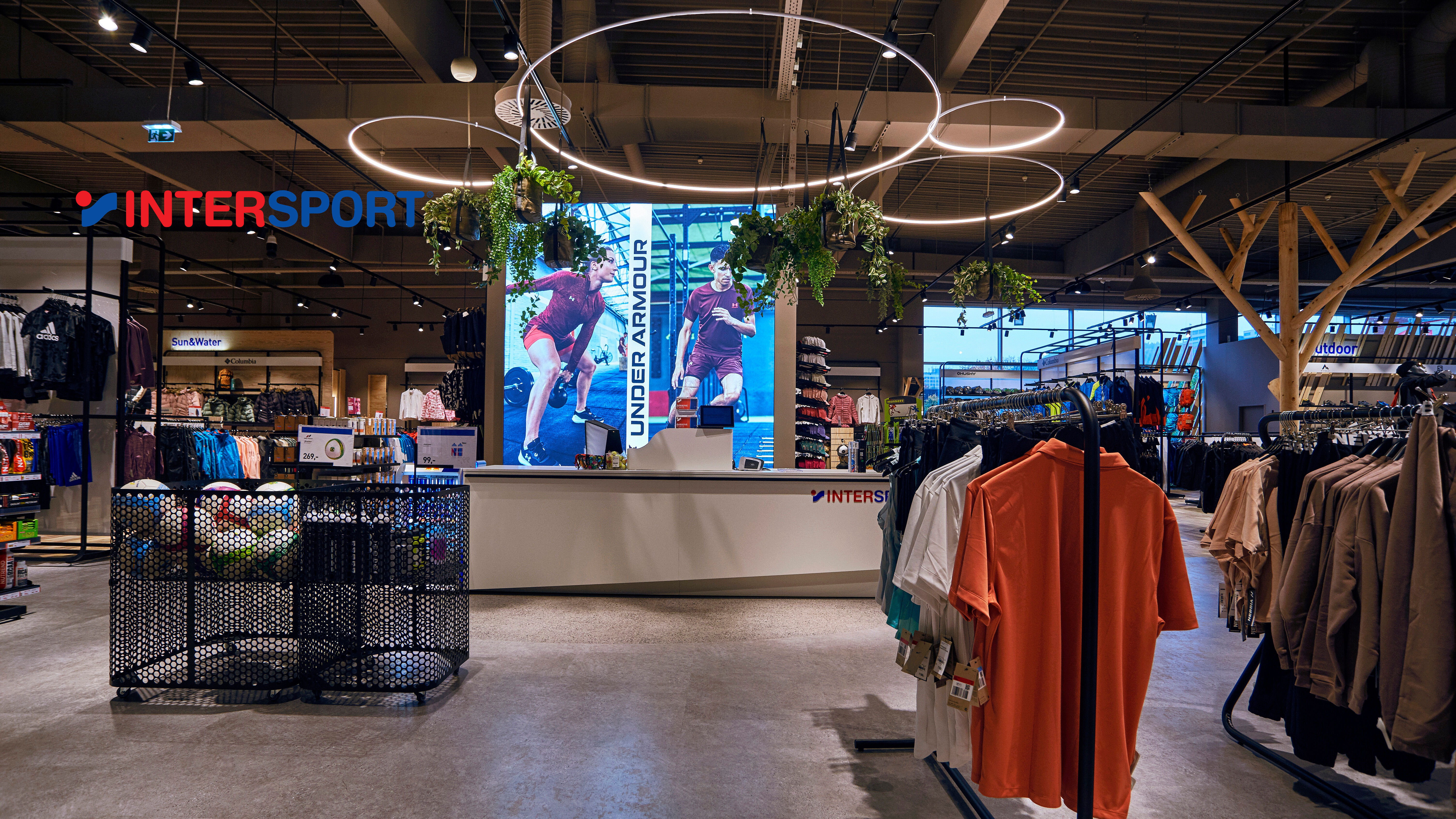 Intersport CZ | Interiér prodejny