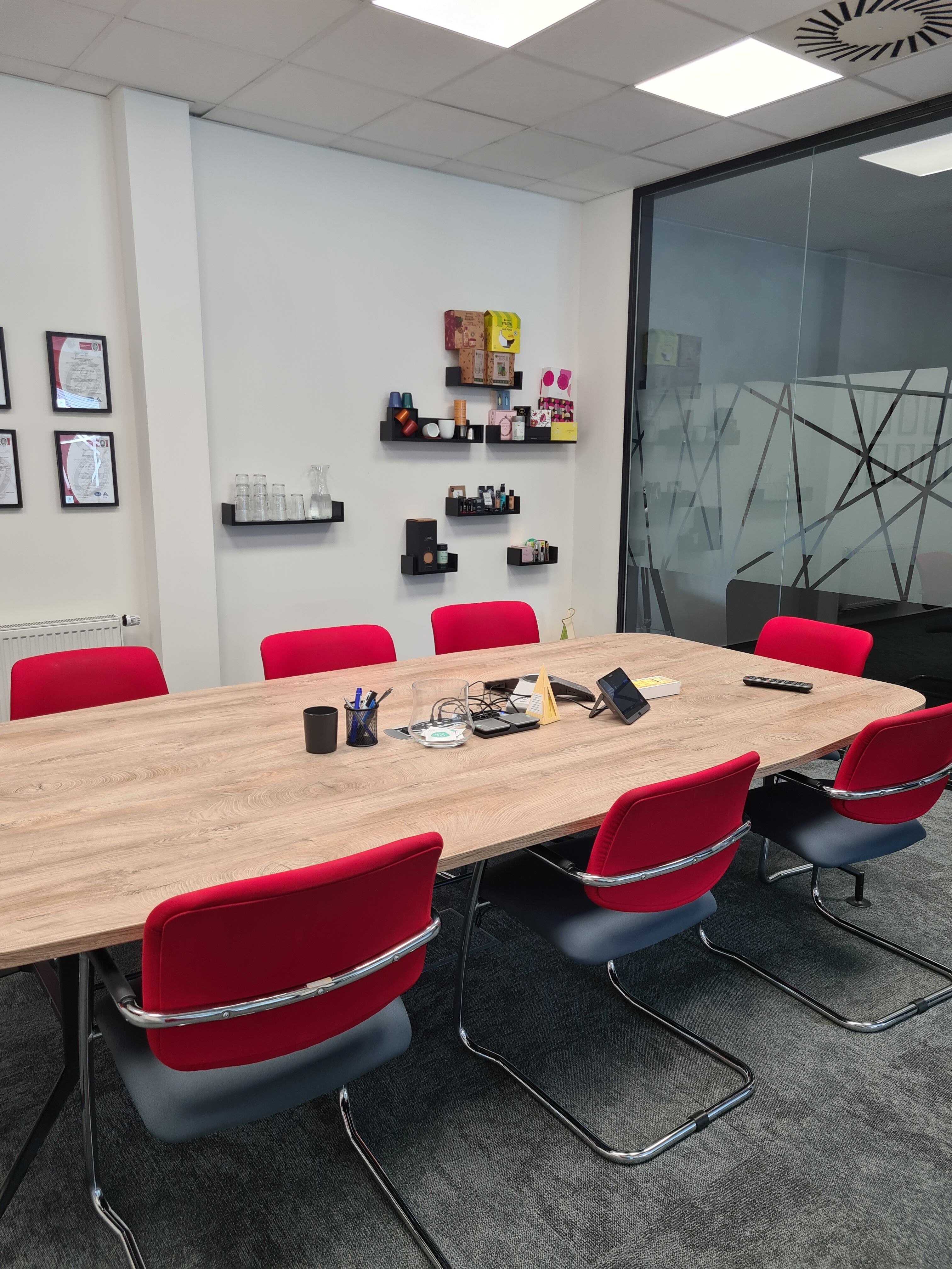 Moderní office